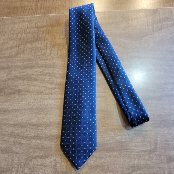 Brighton Clothes Shop Tie  Polyester Silk Blend - Picture 1 of 5